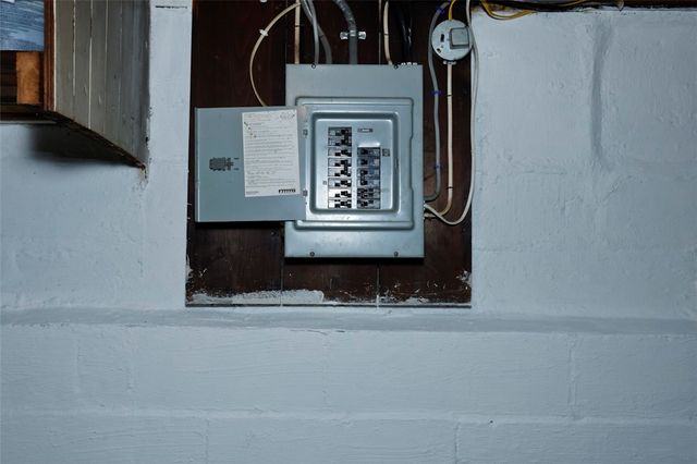 105 Gothic Street, Rochester, NY 14621