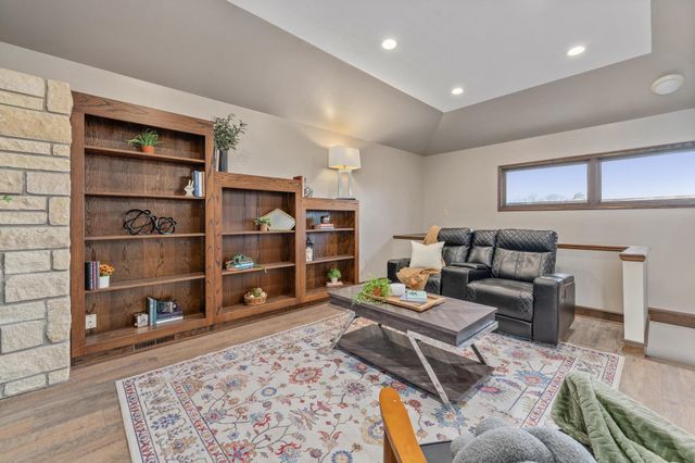 68 E Saint Cloud Pl, Wichita, KS 67230