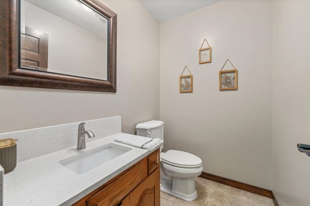 68 E Saint Cloud Pl, Wichita, KS 67230