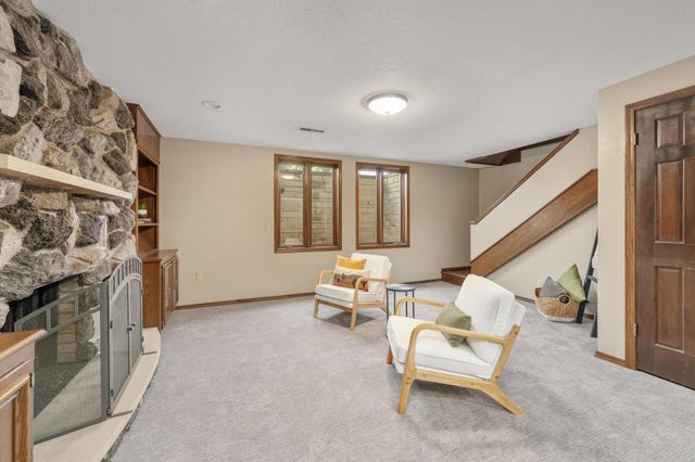 68 E Saint Cloud Pl, Wichita, KS 67230