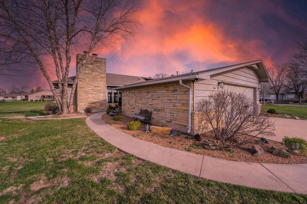 68 E Saint Cloud Pl, Wichita, KS 67230