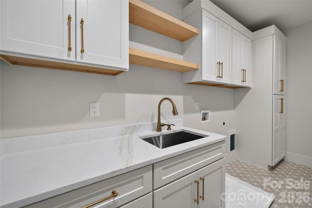 3119 Shenandoah Avenue, Charlotte, NC 28205
