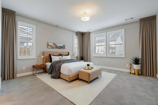 1428 Ovaldale Dr, Murfreesboro, TN 37128