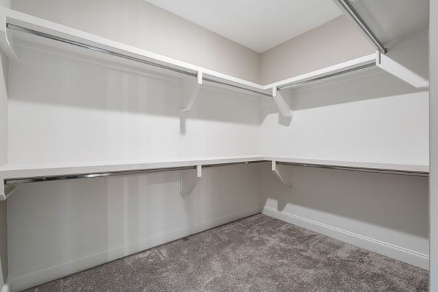 1428 Ovaldale Dr, Murfreesboro, TN 37128