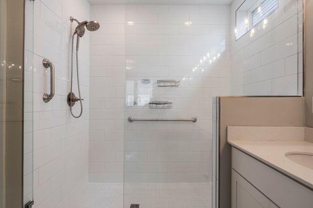 1428 Ovaldale Dr, Murfreesboro, TN 37128