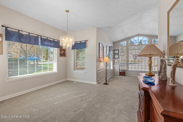 744 N Dundee DR, Post Falls, ID 83854