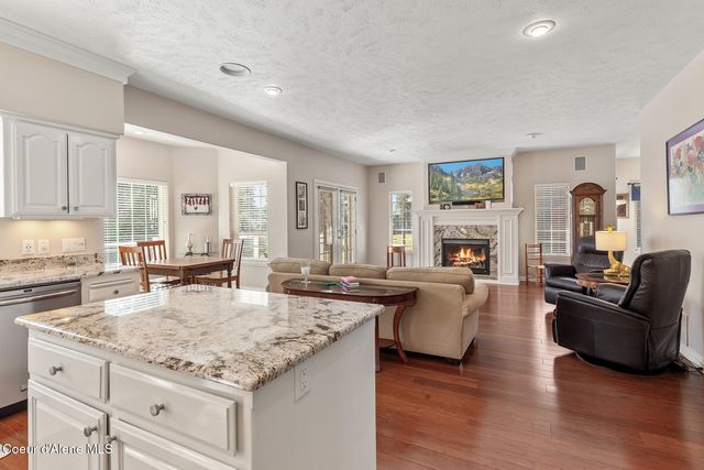 744 N Dundee DR, Post Falls, ID 83854