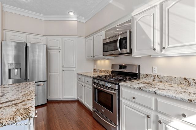 744 N Dundee DR, Post Falls, ID 83854