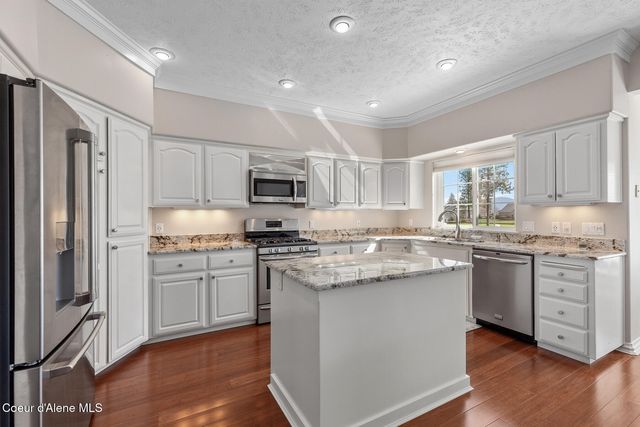 744 N Dundee DR, Post Falls, ID 83854