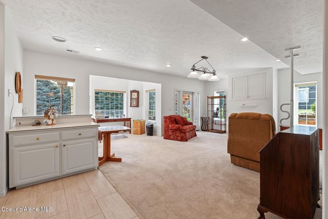 744 N Dundee DR, Post Falls, ID 83854