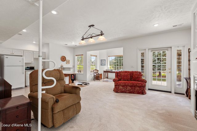 744 N Dundee DR, Post Falls, ID 83854
