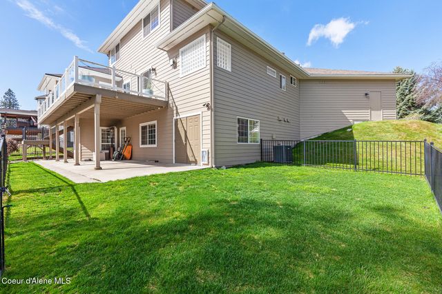 744 N Dundee DR, Post Falls, ID 83854