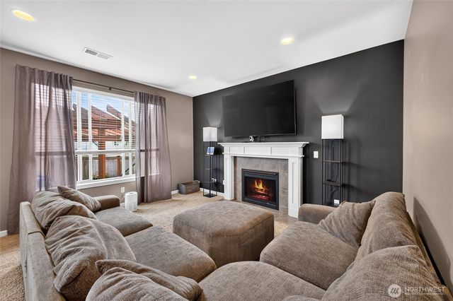 12014 181st Avenue E, Bonney Lake, WA 98391