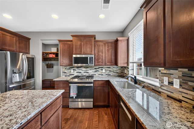 12014 181st Avenue E, Bonney Lake, WA 98391