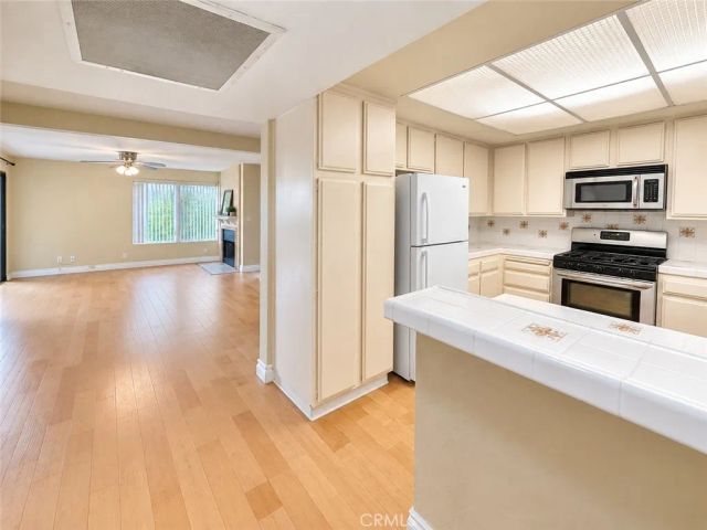 16581 Grunion Lane 105, Huntington Beach, CA 92649
