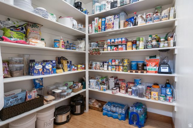 6884 W 9530 N, Highland, UT 84003