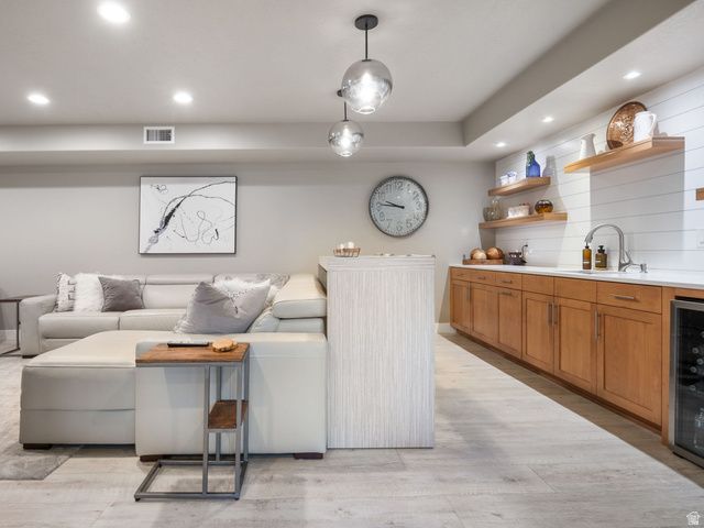 6884 W 9530 N, Highland, UT 84003