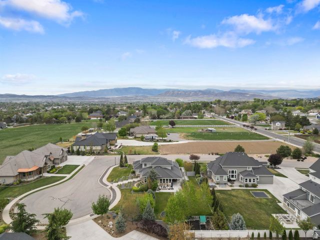 6884 W 9530 N, Highland, UT 84003