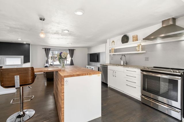 121 Leighton Rd, Boston, MA 02136