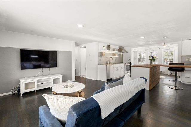 121 Leighton Rd, Boston, MA 02136