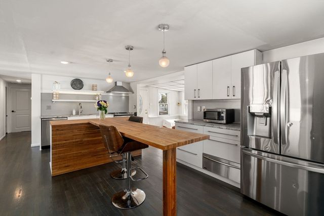 121 Leighton Rd, Boston, MA 02136