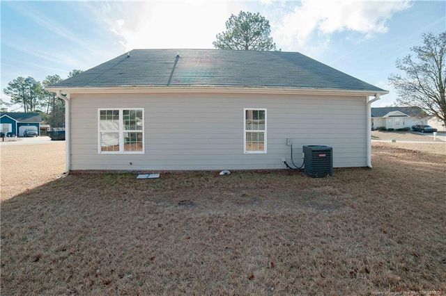 3230 Nontucket Lane, Hope Mills, NC 28348