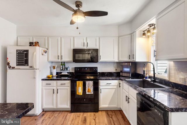 25 PIONEER LN, Gettysburg, PA 17325