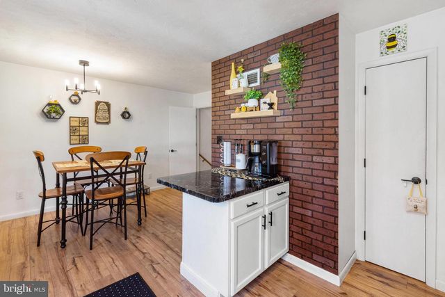 25 PIONEER LN, Gettysburg, PA 17325