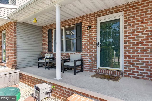 25 PIONEER LN, Gettysburg, PA 17325