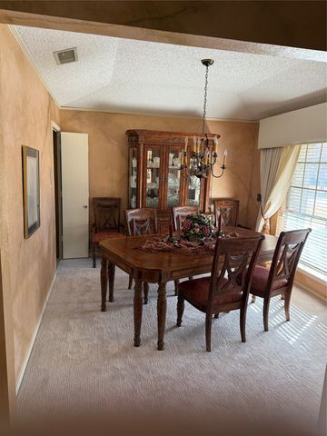 2801 W Aspen Court, Plano, TX 75075