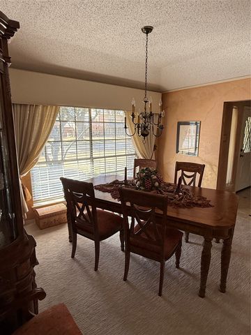 2801 W Aspen Court, Plano, TX 75075