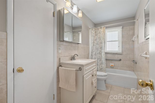 354 Oakdale Road, Waynesville, NC 28786