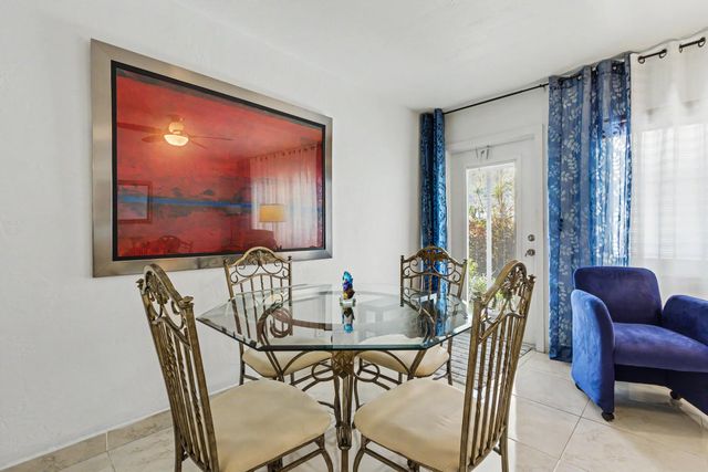 801 Atlantic Shores Boulevard 104, Hallandale Beach, FL 33009