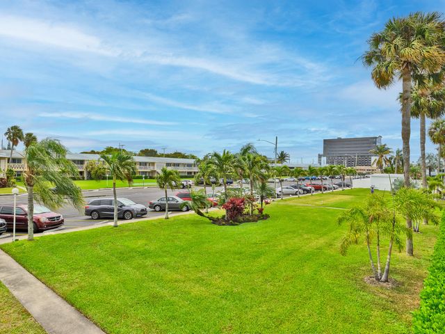 801 Atlantic Shores Boulevard 104, Hallandale Beach, FL 33009