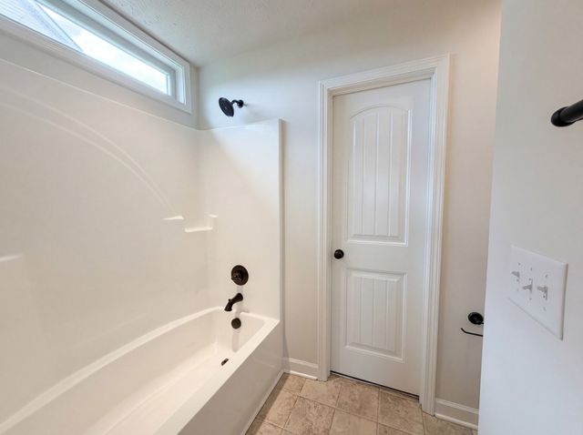 2919 Ronstadt Dr, Christiana, TN 37037