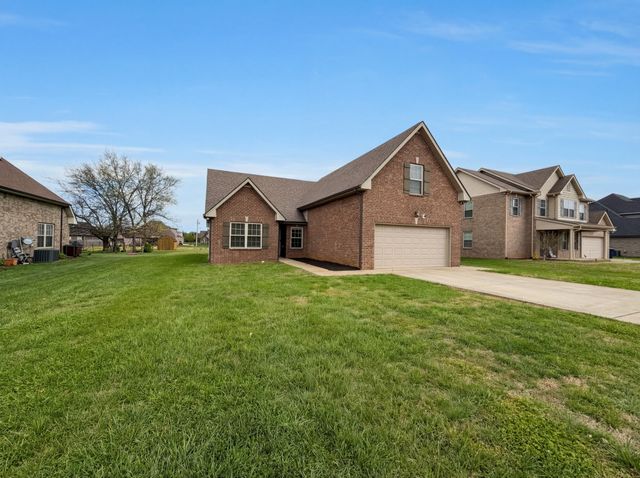 2919 Ronstadt Dr, Christiana, TN 37037