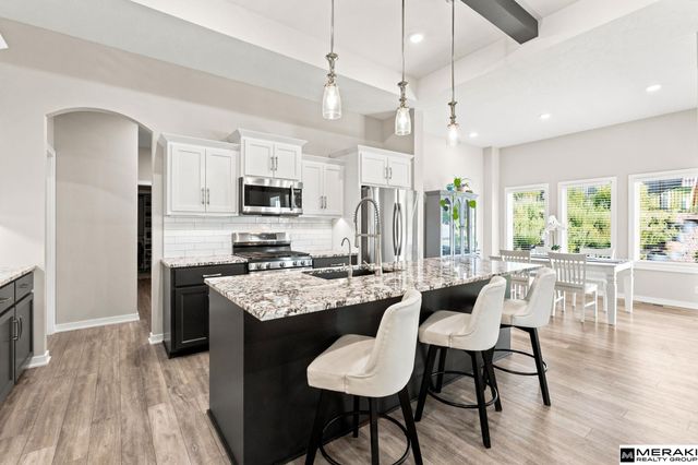 10215 Pintail Drive, Papillion, NE 68046