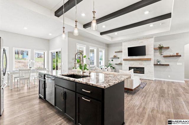 10215 Pintail Drive, Papillion, NE 68046