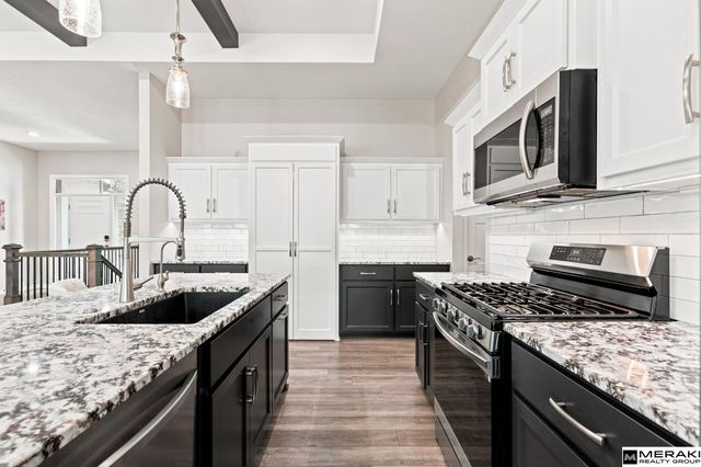 10215 Pintail Drive, Papillion, NE 68046