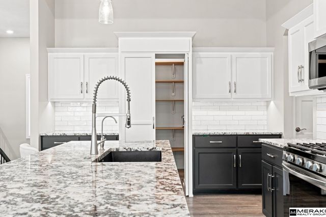 10215 Pintail Drive, Papillion, NE 68046