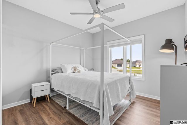 10215 Pintail Drive, Papillion, NE 68046