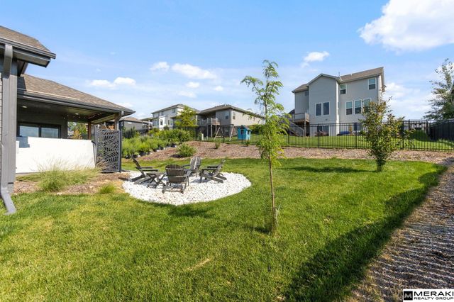 10215 Pintail Drive, Papillion, NE 68046