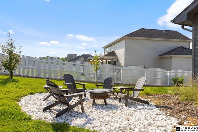 10215 Pintail Drive, Papillion, NE 68046
