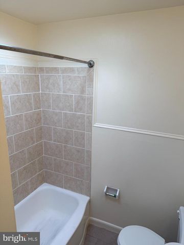 824 GLENWOOD AVE, Baltimore, MD 21212