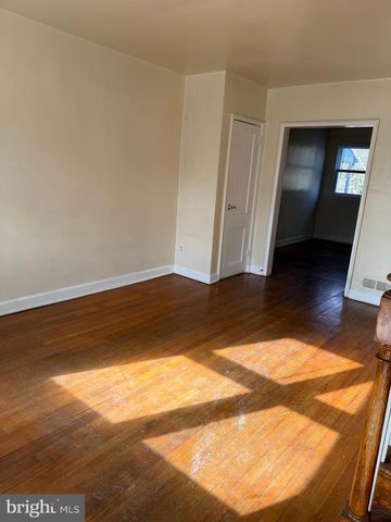 824 GLENWOOD AVE, Baltimore, MD 21212