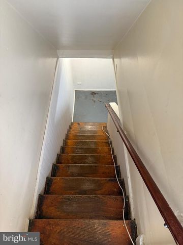 824 GLENWOOD AVE, Baltimore, MD 21212