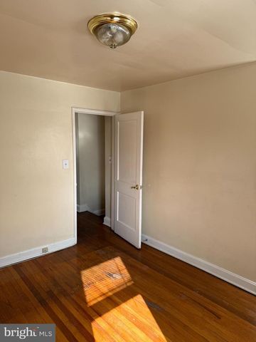 824 GLENWOOD AVE, Baltimore, MD 21212