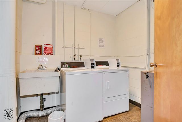 2900 Maple Avenue 22A, Downers Grove, IL 60515