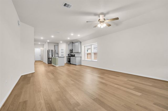 19419 Valletta Green Drive, Hockley, TX 77447