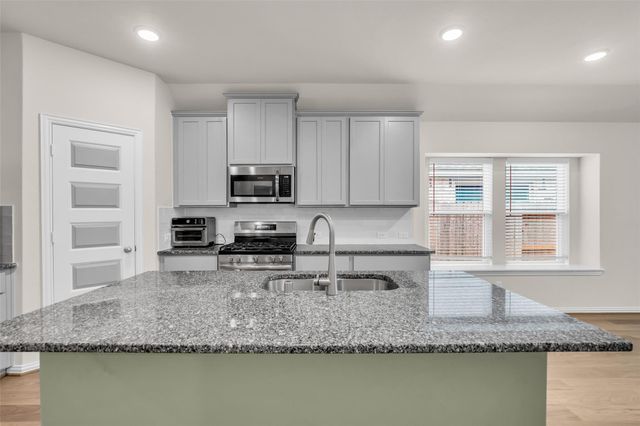 19419 Valletta Green Drive, Hockley, TX 77447